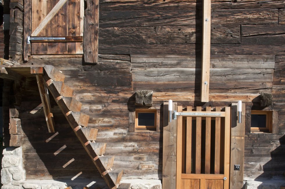 Umbau Stall bzw. Wohnhaus im Goms - Aussenansicht 