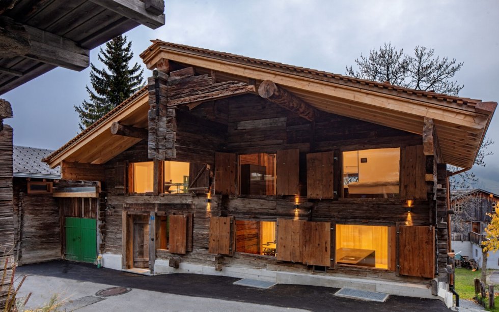 Umbau Stall bzw. Wohnhaus im Goms - Aussenansicht 