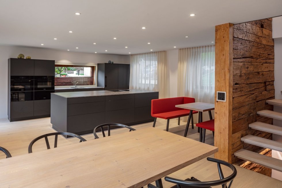 Umbau Stall bzw. Wohnhaus im Goms - Essbereich