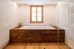 Umbau Stall bzw. Wohnhaus im Goms - Badzimmer