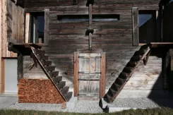 Umbau Stall bzw. Wohnhaus im Goms - Aussenansicht 